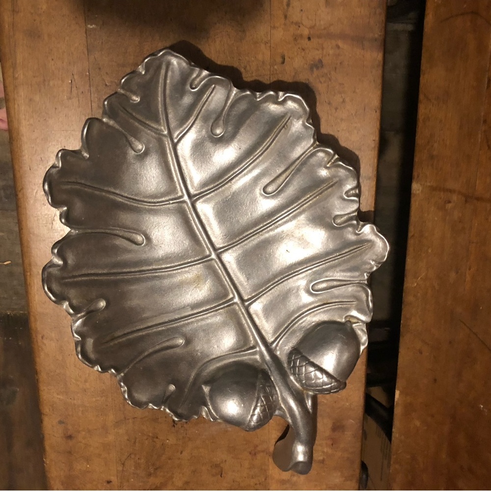 Bruce Cox vintage cast aluminum oak leaf tray